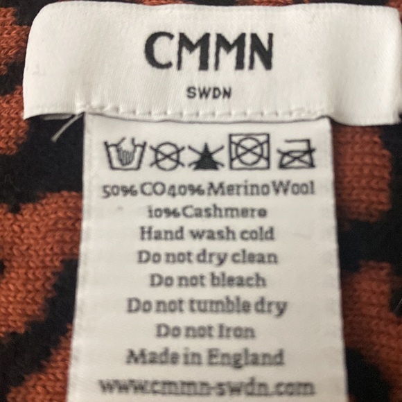 Men Cmmn Swd mustard yellow/black Cotton, Merino Wool and Cashmere-Scarf. - Picture 12 of 13